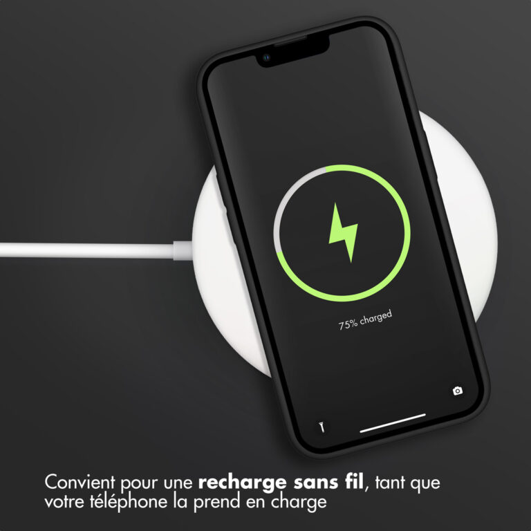 Accezz Liquid Silicone Backcover iPhone 13 - Zwart - Afbeelding 5