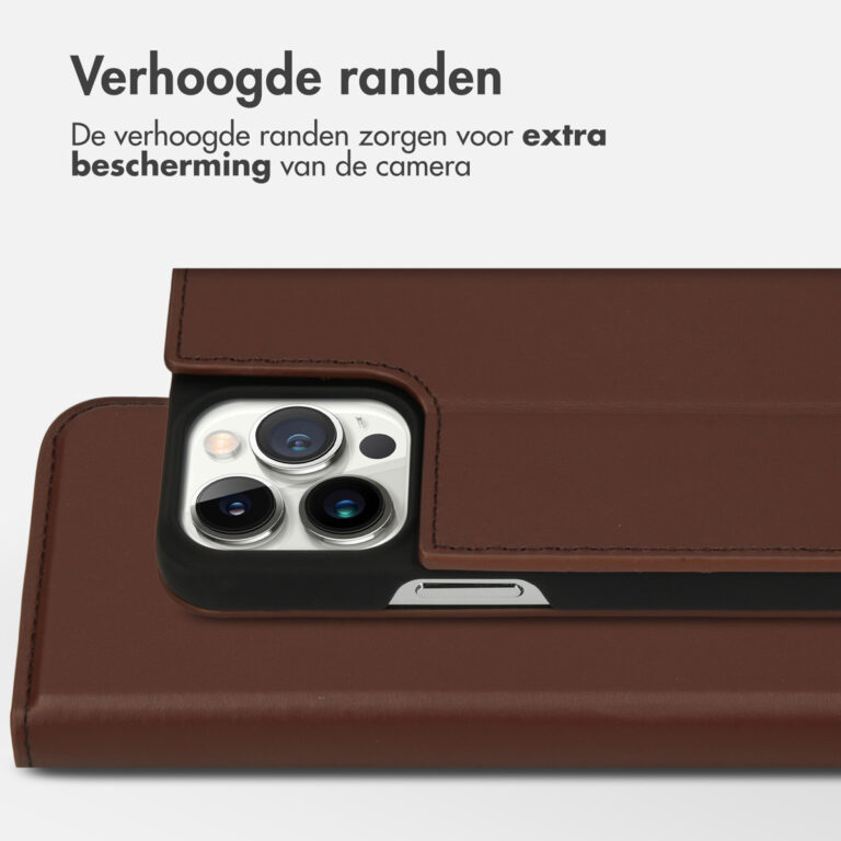 Accezz Premium Leather Slim Bookcase iPhone 13 Pro - Bruin - Afbeelding 8