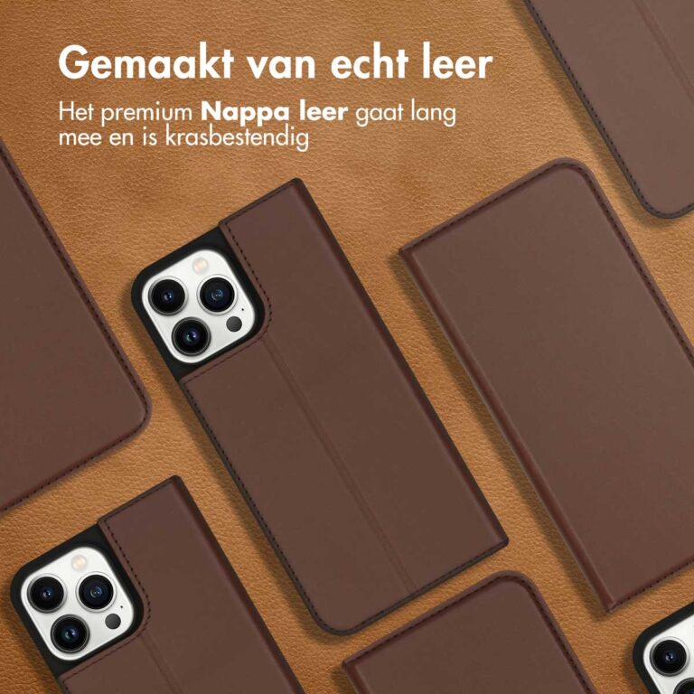 Accezz Premium Leather Slim Bookcase iPhone 13 Pro Max - Bruin - Afbeelding 6