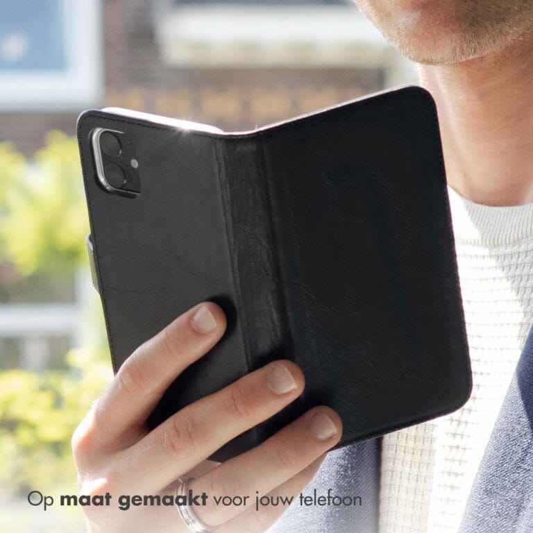 Selencia Echt Leren Bookcase iPhone 13 Pro Max - Zwart - Afbeelding 5